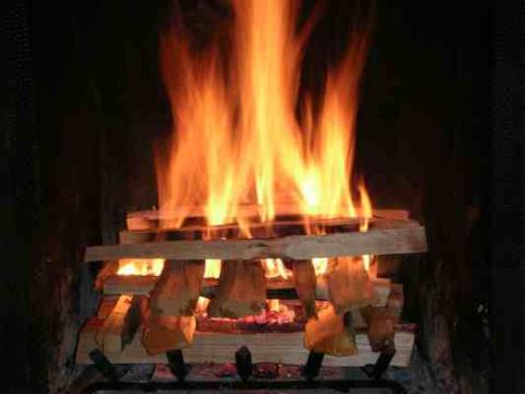 Log Cabin style campfire