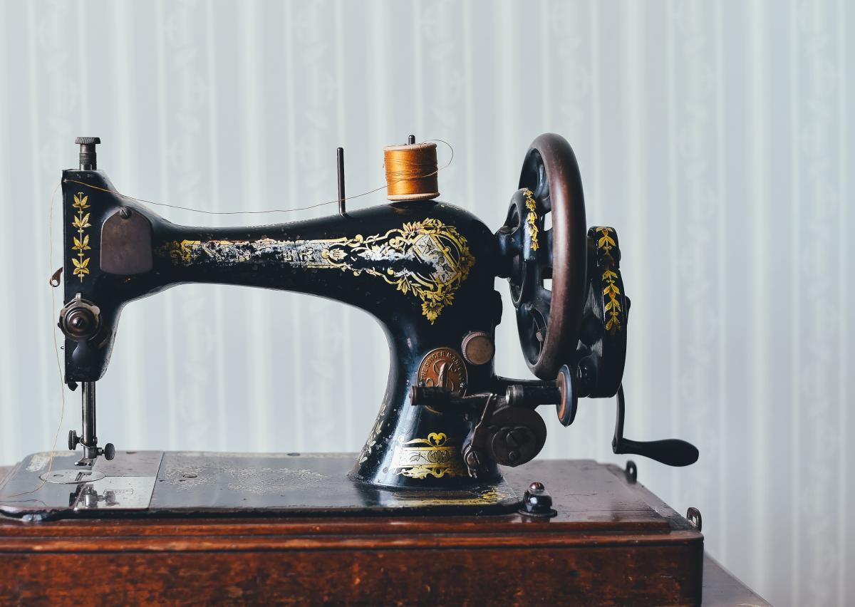 sewing machine