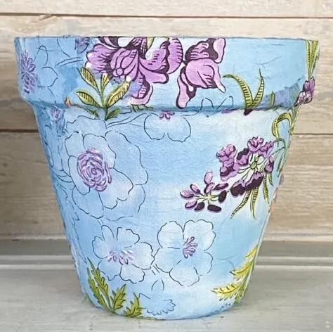 Decoupage flower pots